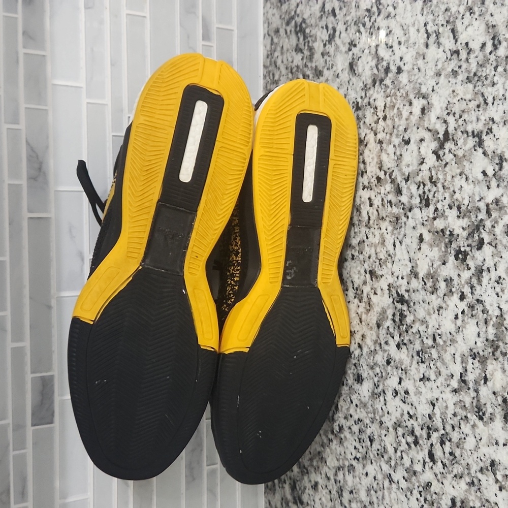 Black & Yellow Adidas Knit Basketball Shoes sz 17 stableframe sneakers - Picture 6 of 7